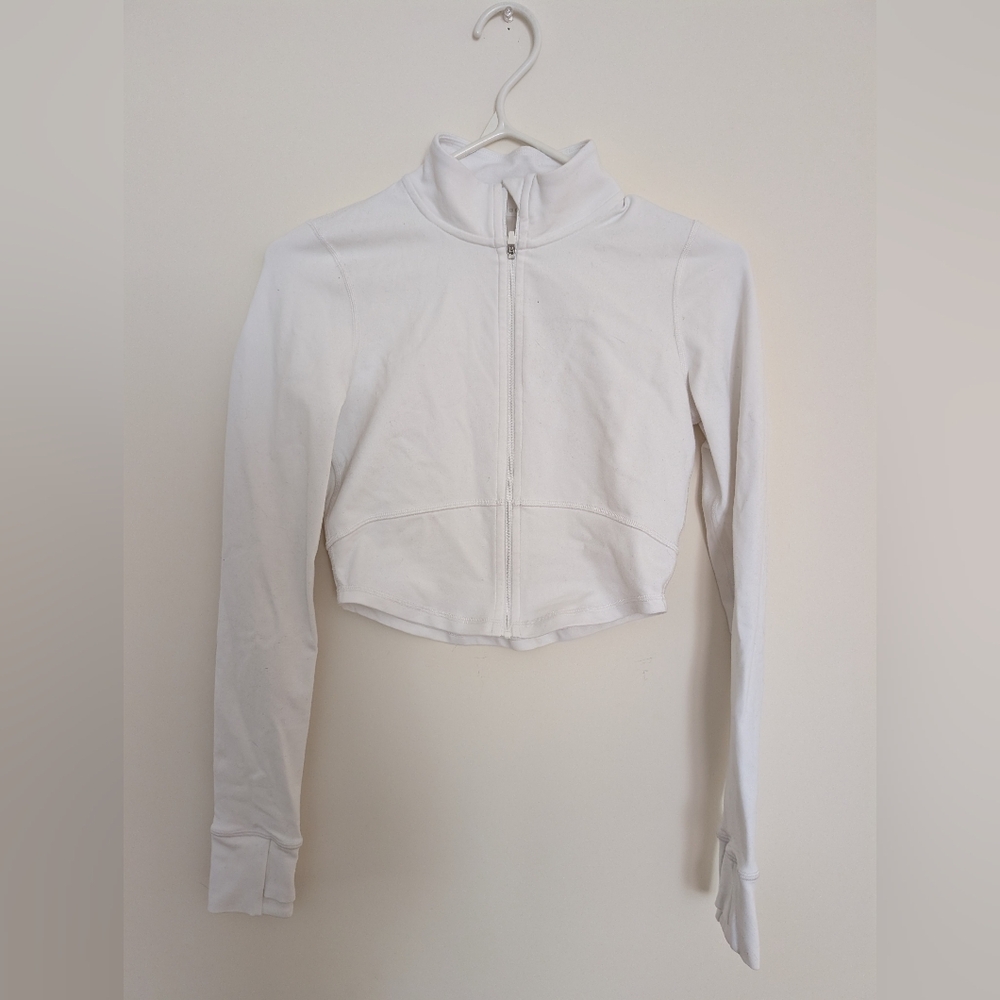 Aritzia TNA Life Relay white Cropped Zip Up Jacket